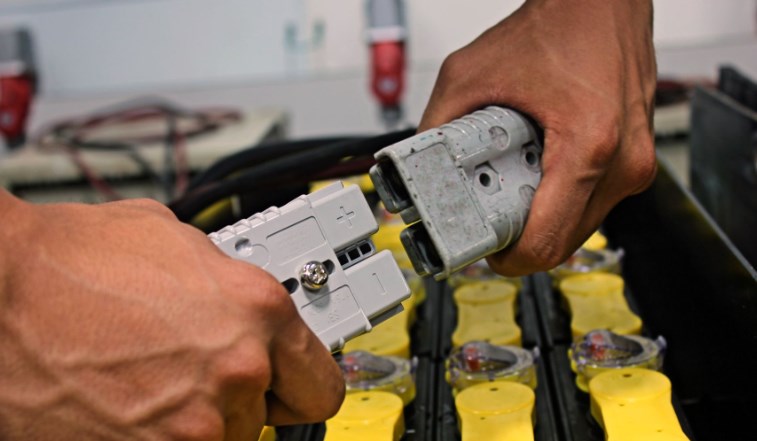 Understanding Forklift Batteries